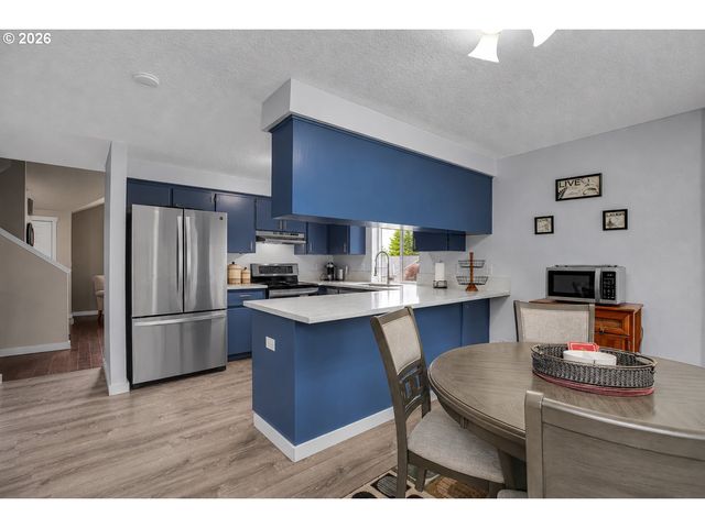 16020 Sw CATTAIL Ct, Portland, OR 97223