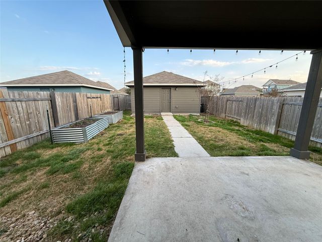 234 Spiny Lizard LN, San Marcos, TX 78666