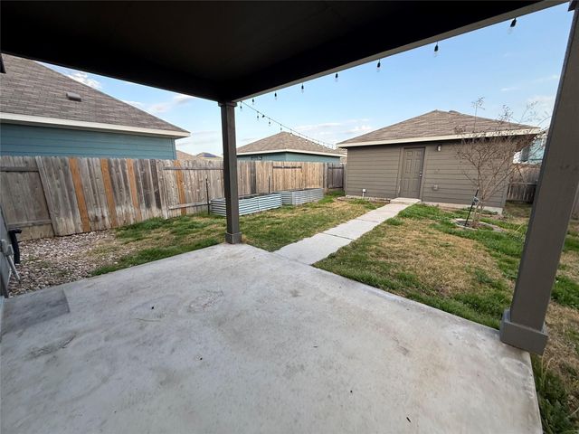 234 Spiny Lizard LN, San Marcos, TX 78666