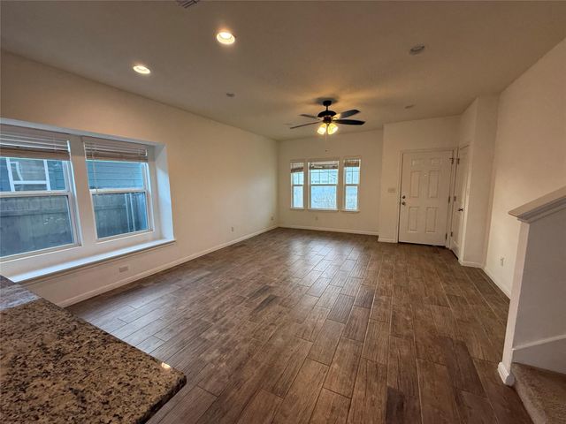 234 Spiny Lizard LN, San Marcos, TX 78666