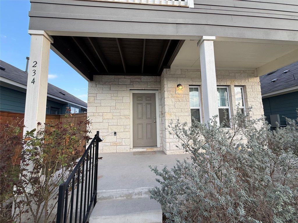 234 Spiny Lizard LN, San Marcos, TX 78666