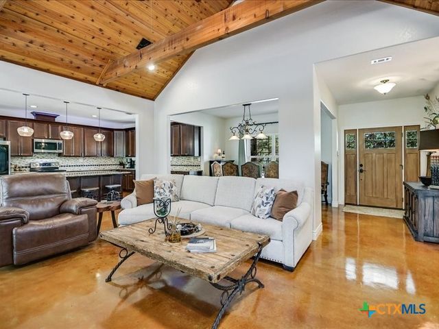 530 Cascade Trail, San Marcos, TX 78666