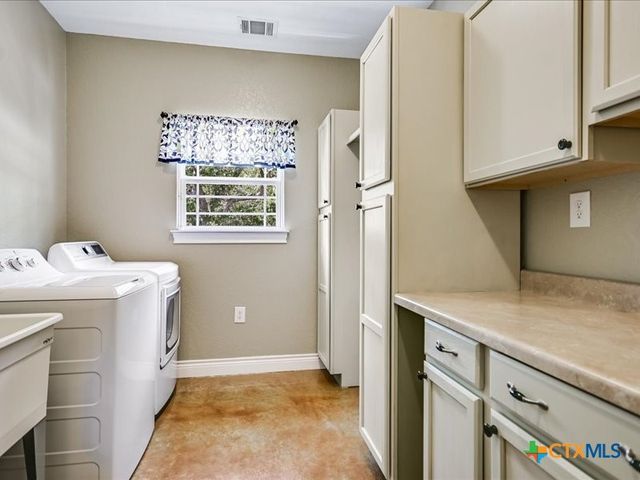 530 Cascade Trail, San Marcos, TX 78666