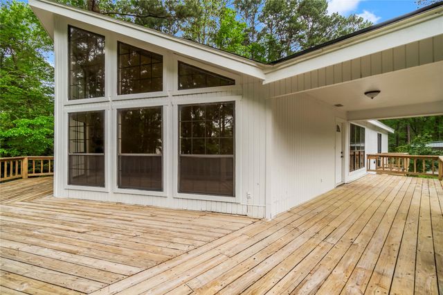 200 Johnson Road, Coldspring, TX 77331