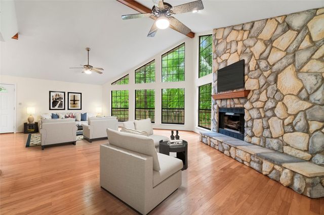 200 Johnson Road, Coldspring, TX 77331
