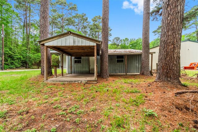 200 Johnson Road, Coldspring, TX 77331