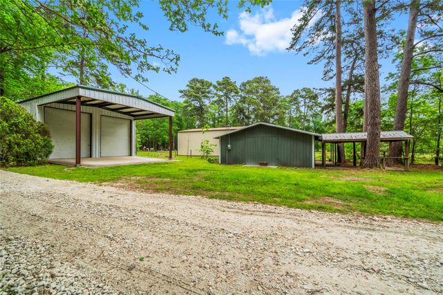 200 Johnson Road, Coldspring, TX 77331