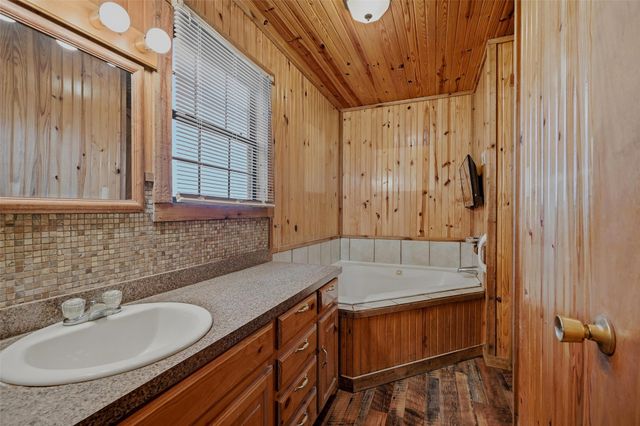 1489 Calf Creek Lane, Sherman, TX 75090