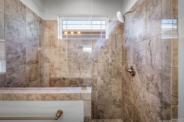 623 N Guenther, New Braunfels, TX 78130