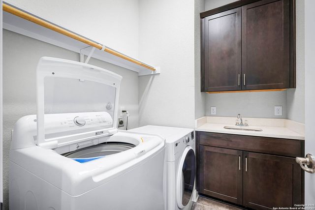 623 N Guenther, New Braunfels, TX 78130