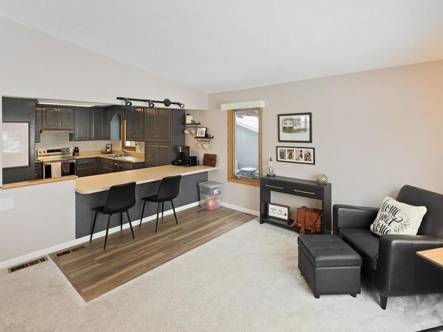 4660 104th Lane NE, Blaine, MN 55014