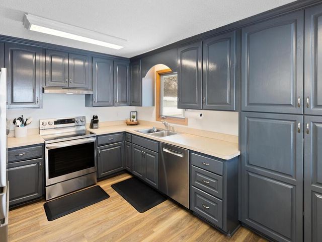 4660 104th Lane NE, Blaine, MN 55014