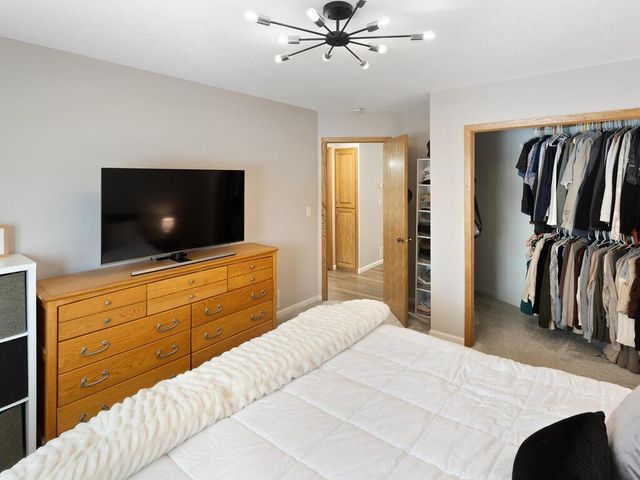 4660 104th Lane NE, Blaine, MN 55014