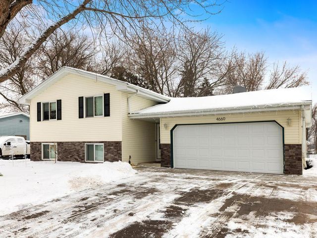 4660 104th Lane NE, Blaine, MN 55014