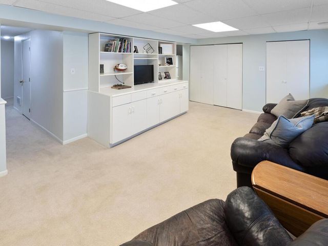 4660 104th Lane NE, Blaine, MN 55014