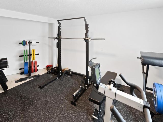 4660 104th Lane NE, Blaine, MN 55014