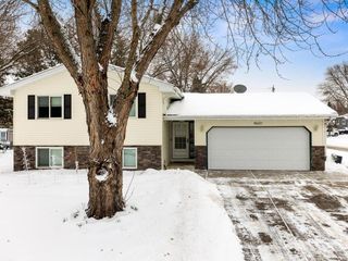 4660 104th Lane NE, Blaine, MN 55014