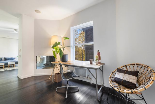 12 W 10th St Apt 4, New York City, NY 10011