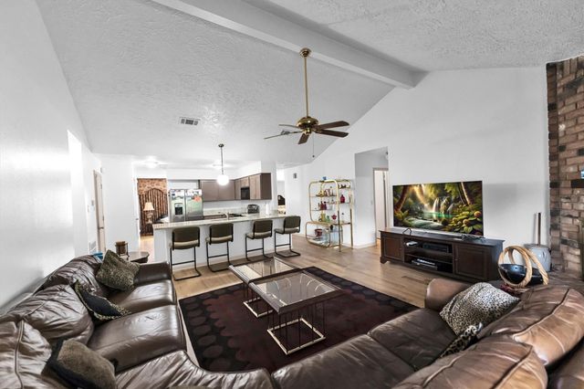 3446 Cheaney Drive, Houston, TX 77066