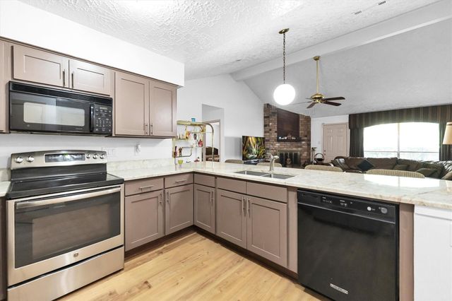 3446 Cheaney Drive, Houston, TX 77066