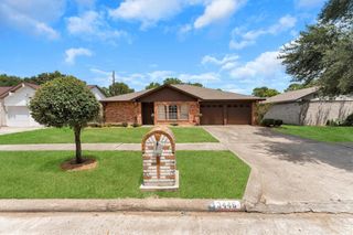 3446 Cheaney Drive, Houston, TX 77066