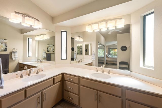38485 Nasturtium Way, Palm Desert, CA 92211