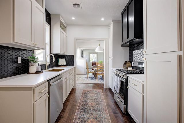 1922 W Park Place, Oklahoma City, OK 73106