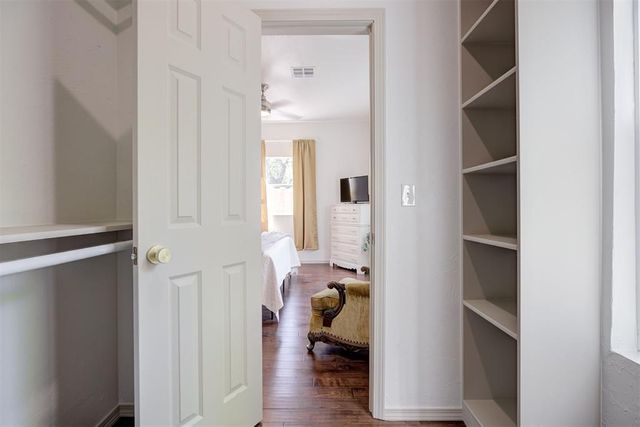 1922 W Park Place, Oklahoma City, OK 73106