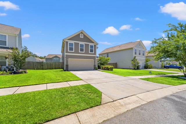 440 Thoroughbred Drive, Moncks Corner, SC 29461