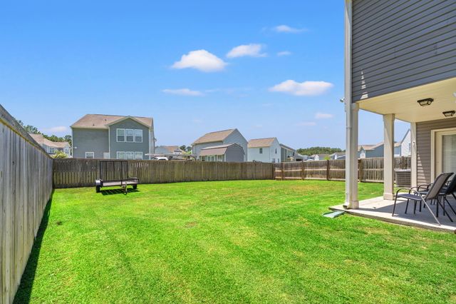 440 Thoroughbred Drive, Moncks Corner, SC 29461