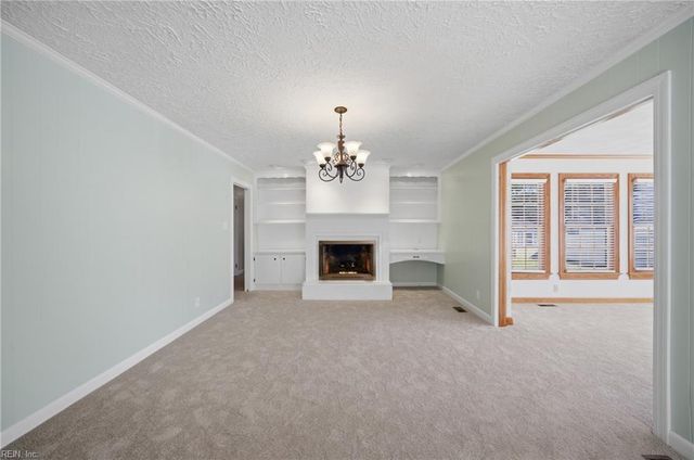 307 Ridgeland DR, Smithfield, VA 23430