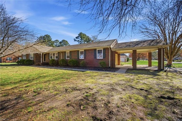 307 Ridgeland DR, Smithfield, VA 23430