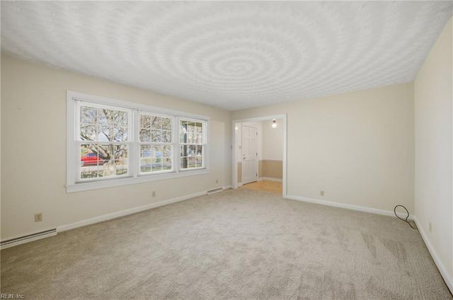 307 Ridgeland DR, Smithfield, VA 23430