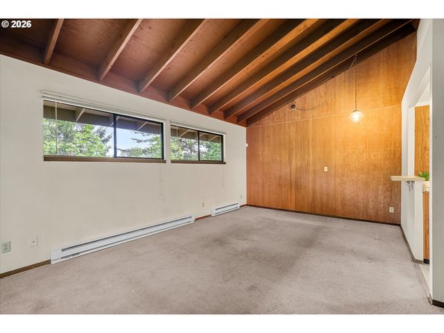 7740 Sw BARNES Rd B, Portland, OR 97225