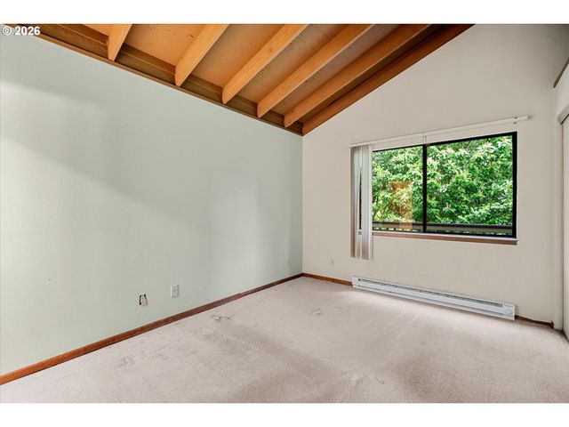 7740 Sw BARNES Rd B, Portland, OR 97225
