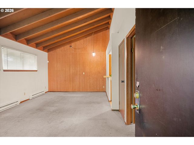 7740 Sw BARNES Rd B, Portland, OR 97225