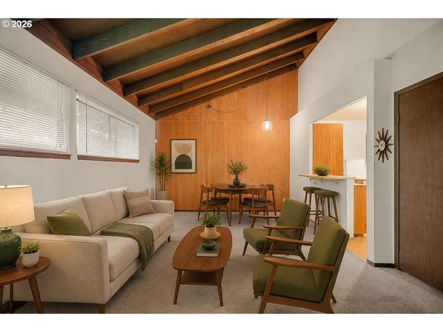 7740 Sw BARNES Rd B, Portland, OR 97225
