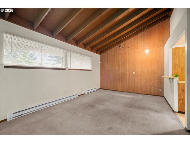 7740 Sw BARNES Rd B, Portland, OR 97225