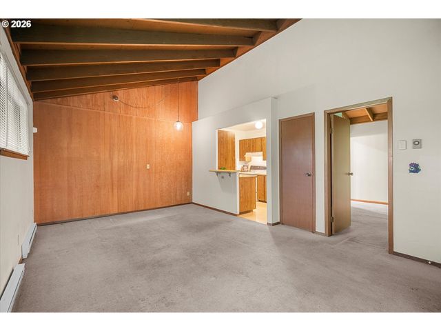 7740 Sw BARNES Rd B, Portland, OR 97225