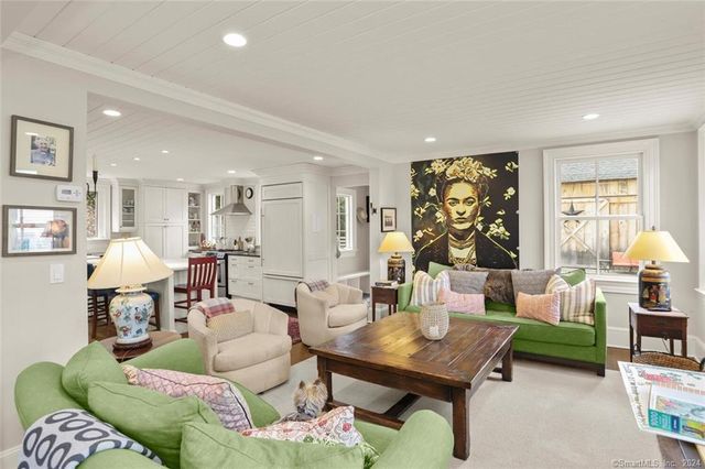 40 Church Street, New Canaan, CT 06840