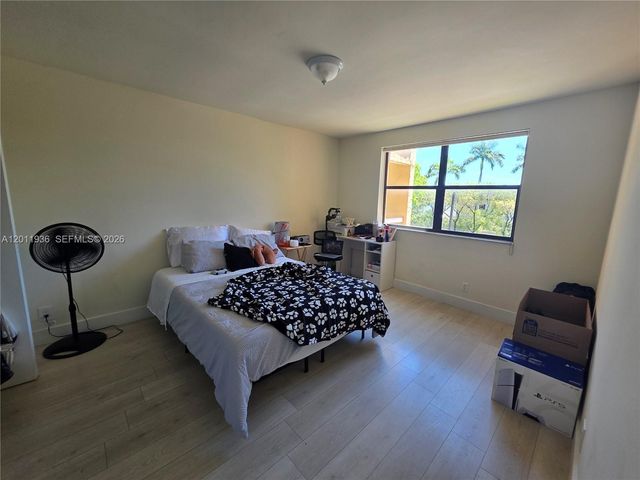 8180 Geneva Ct 322, Doral, FL 33166