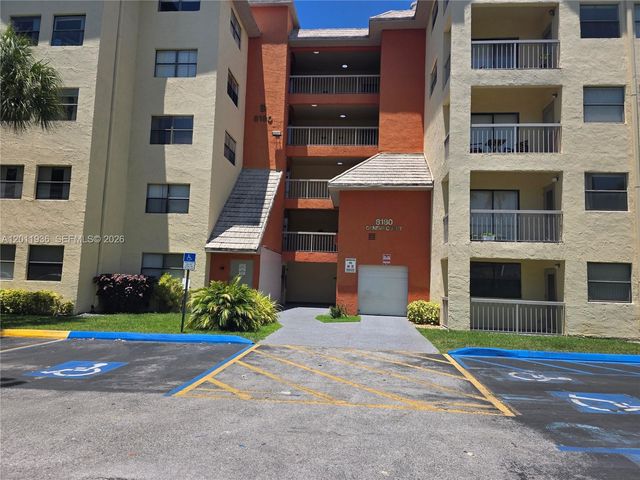 8180 Geneva Ct 322, Doral, FL 33166