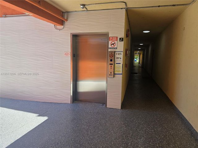 8180 Geneva Ct 322, Doral, FL 33166