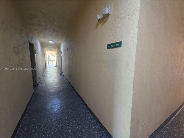 8180 Geneva Ct 322, Doral, FL 33166