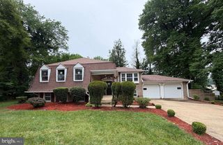 9006 GLENARDEN PKWY, Glenarden, MD 20706