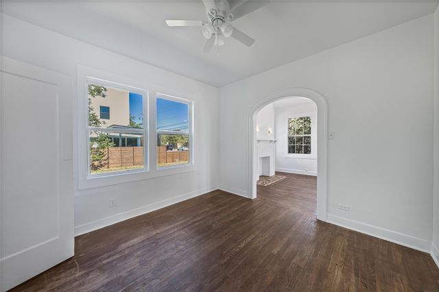 4414 Red River ST, Austin, TX 78751