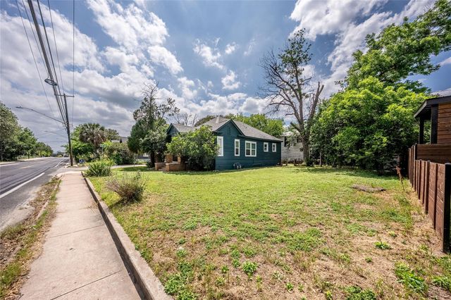 4414 Red River ST, Austin, TX 78751