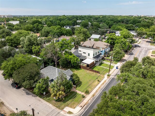 4414 Red River ST, Austin, TX 78751
