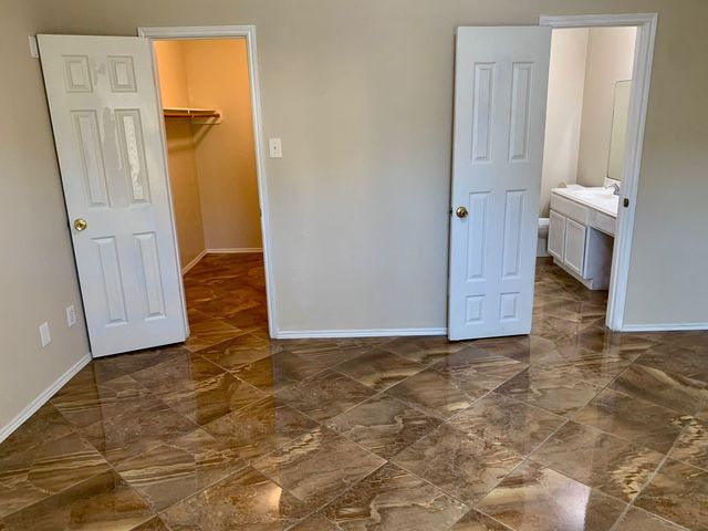 6019 Fallmont Drive, Houston, TX 77086