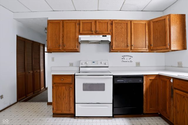 1014 N Harrison Street, Rushville, IN 46173